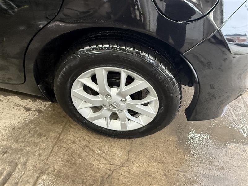 nissan Versa Note 2019 - 17