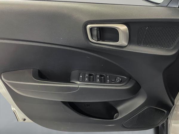 hyundai Venue 2023 - 9