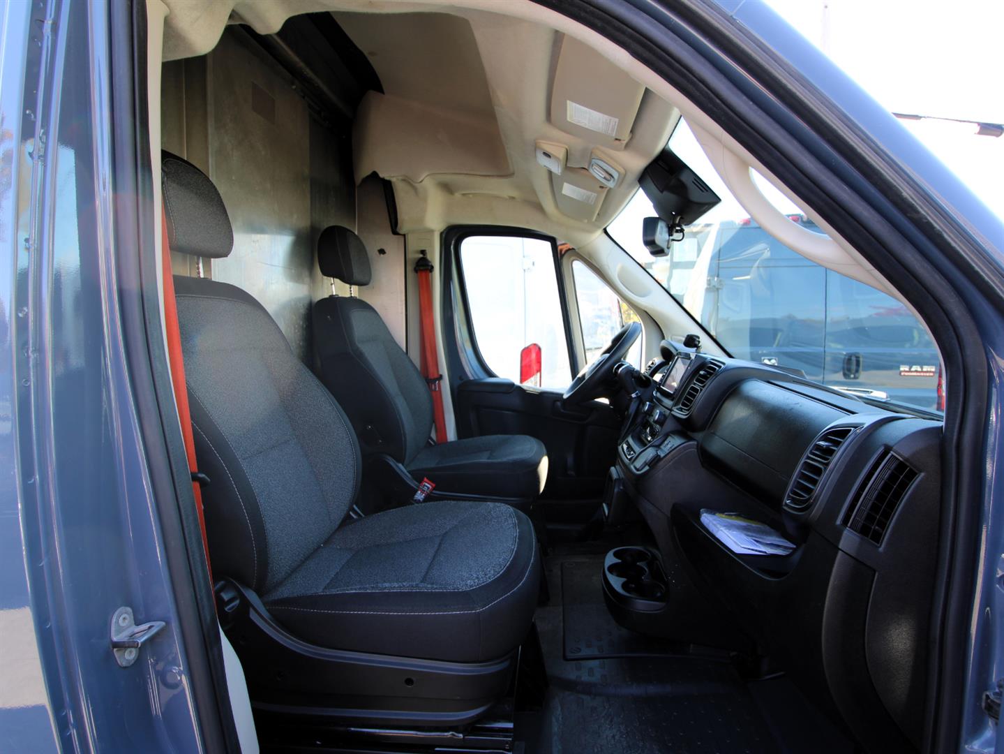 ram ProMaster fourgonnette utilitaire 2022 - 15