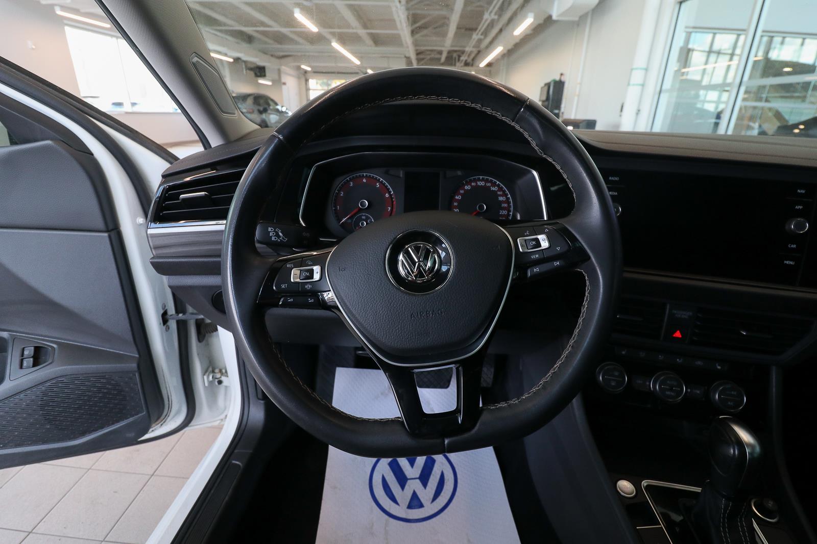 volkswagen Jetta 2021 - 13