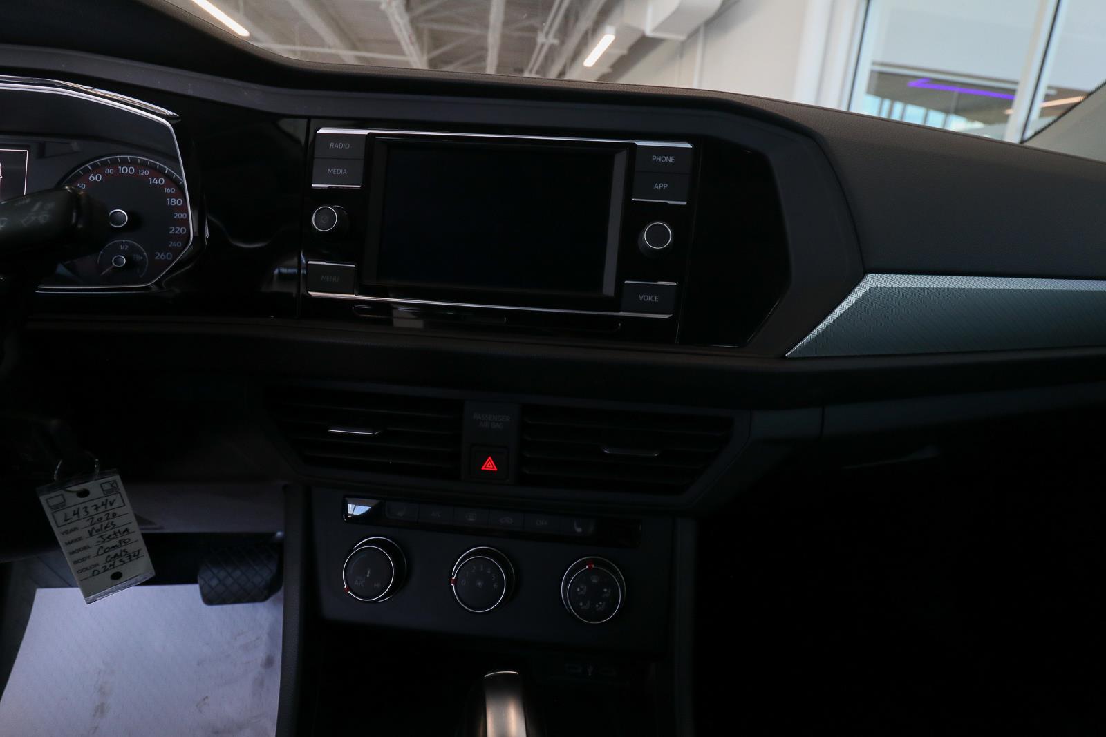 volkswagen Jetta 2020 - 14