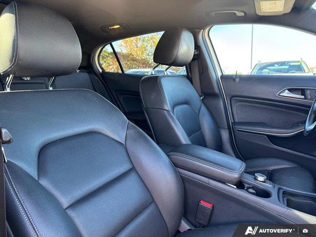 mercedes-benz GLA 2016 - 25