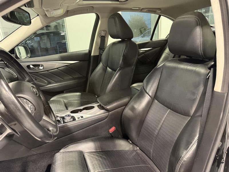 infiniti Q50 2017 - 10