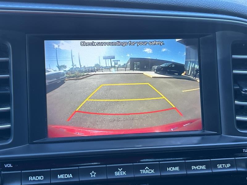 hyundai Elantra 2020 - 17