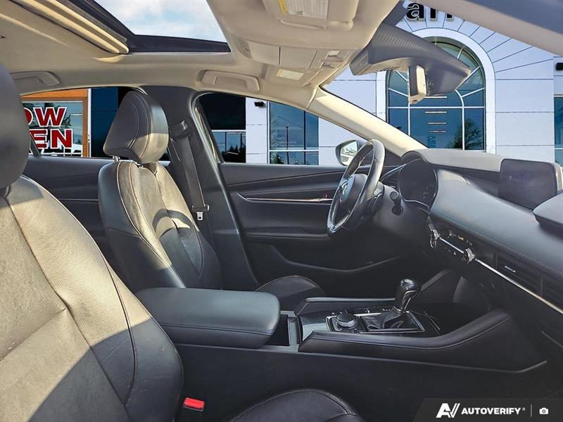 mazda Mazda3 2019 - 22