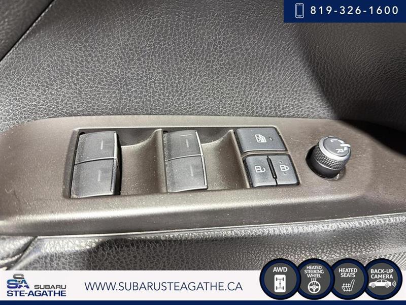 toyota Camry 2022 - 18