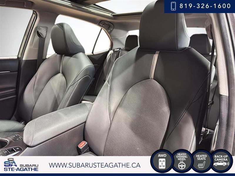 toyota Camry 2022 - 19