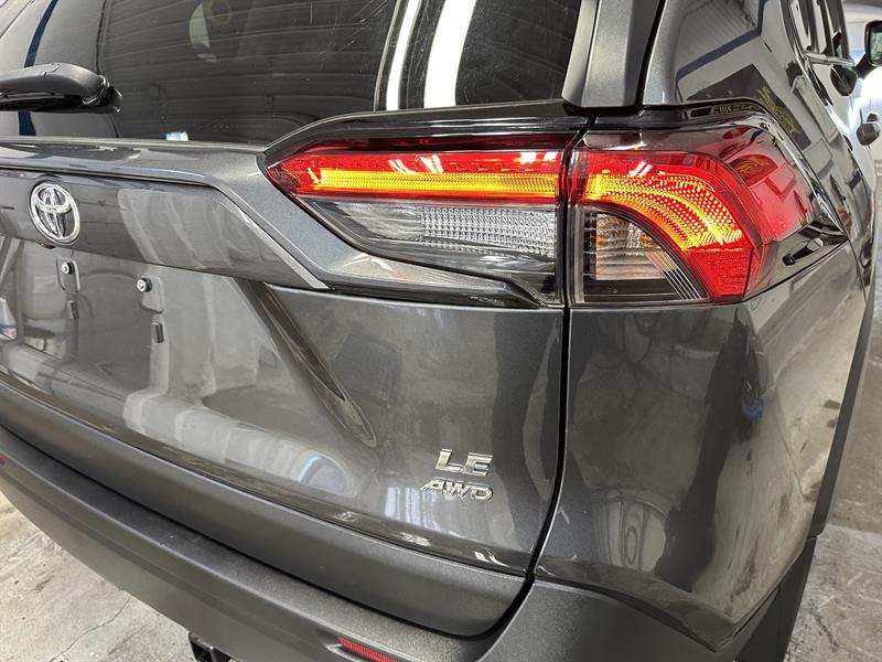 toyota RAV4 2022 - 16