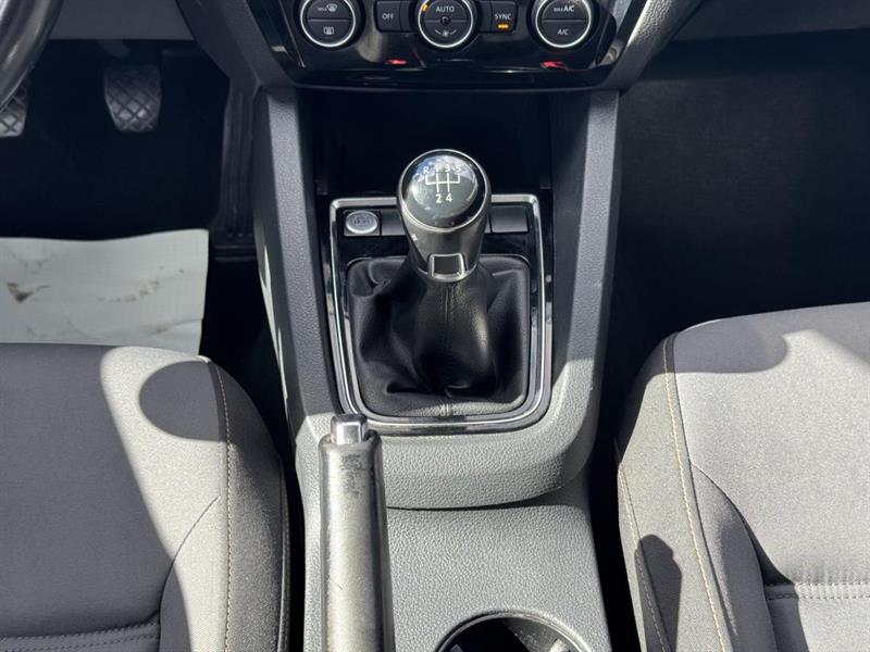 volkswagen Jetta 2017 - 22