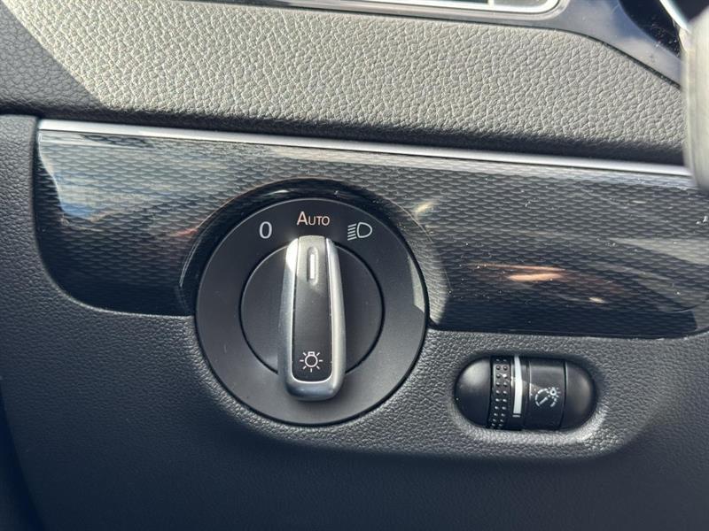 volkswagen Jetta 2017 - 31