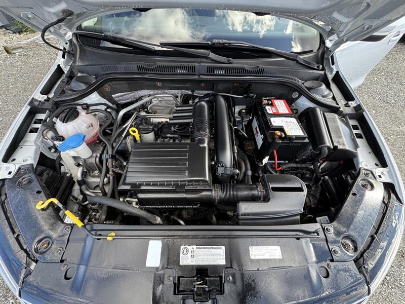 volkswagen Jetta 2017 - 34