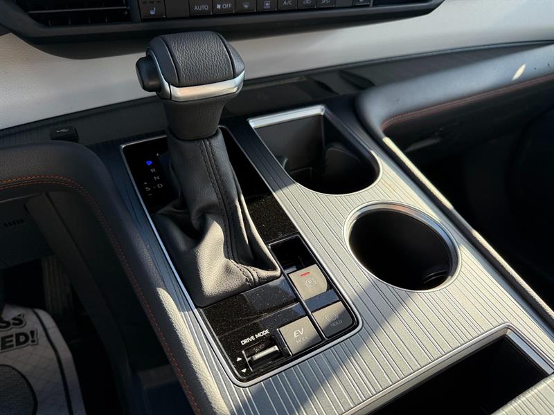 toyota Sienna 2023 - 19