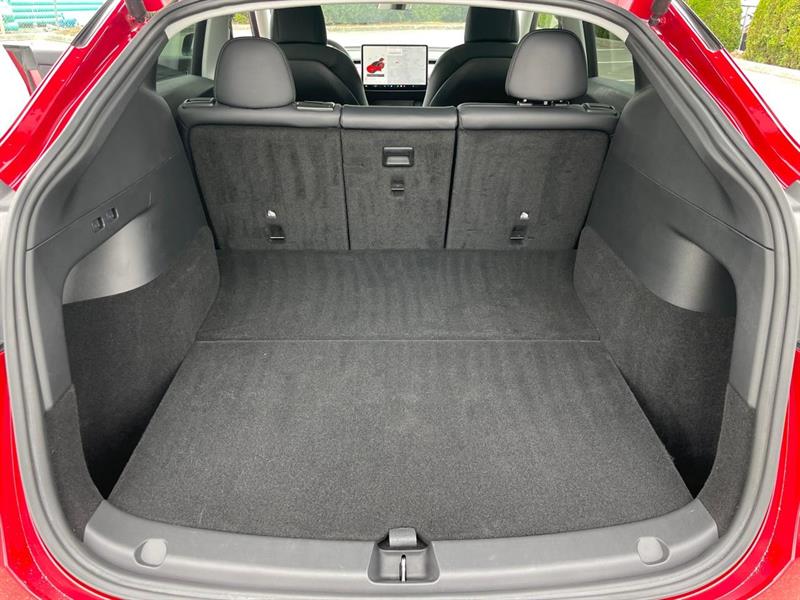 tesla Model Y 2021 - 11