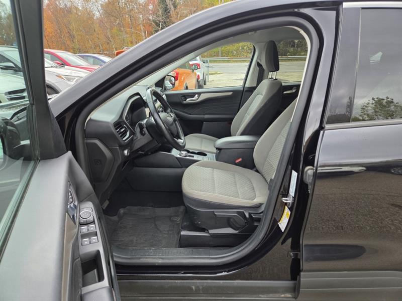 ford Escape 2021 - 11