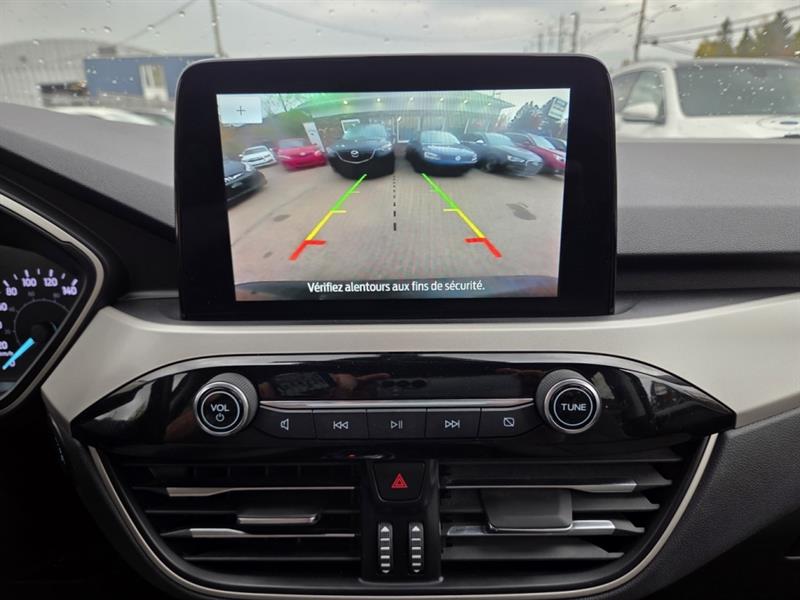 ford Escape 2021 - 16