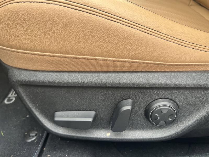 genesis G70 2025 - 17