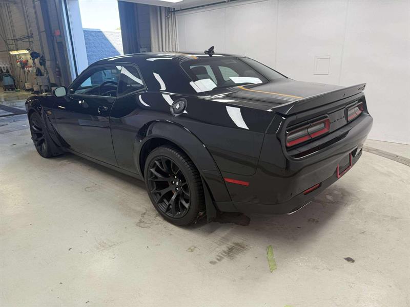 dodge Challenger R/T Scat Pack Widebody 2023 - 4