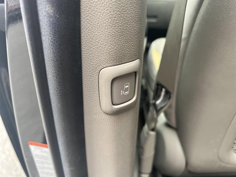 kia Sedona 2016 - 12