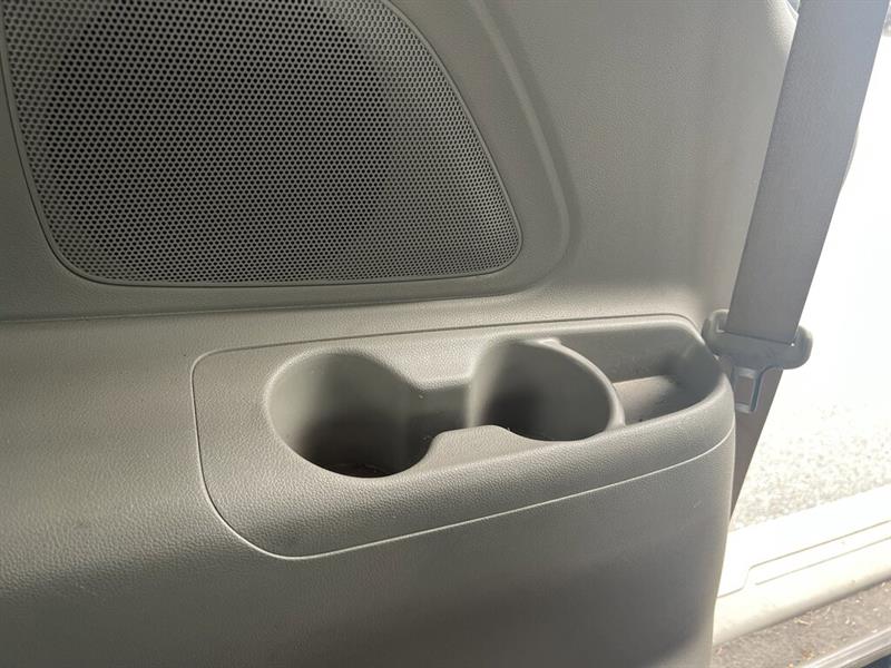 kia Sedona 2016 - 17