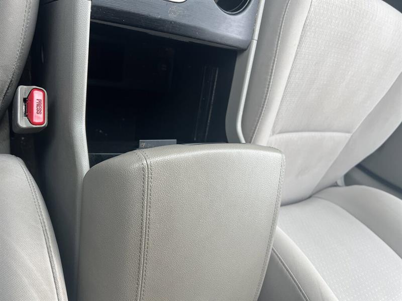 kia Sedona 2016 - 25