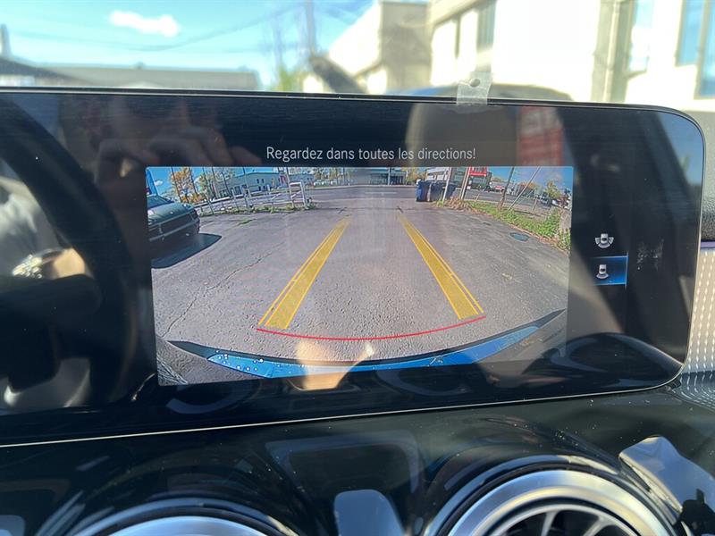 mercedes-benz GLB 2022 - 13