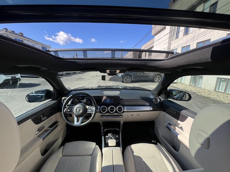 mercedes-benz GLB 2022 - 16