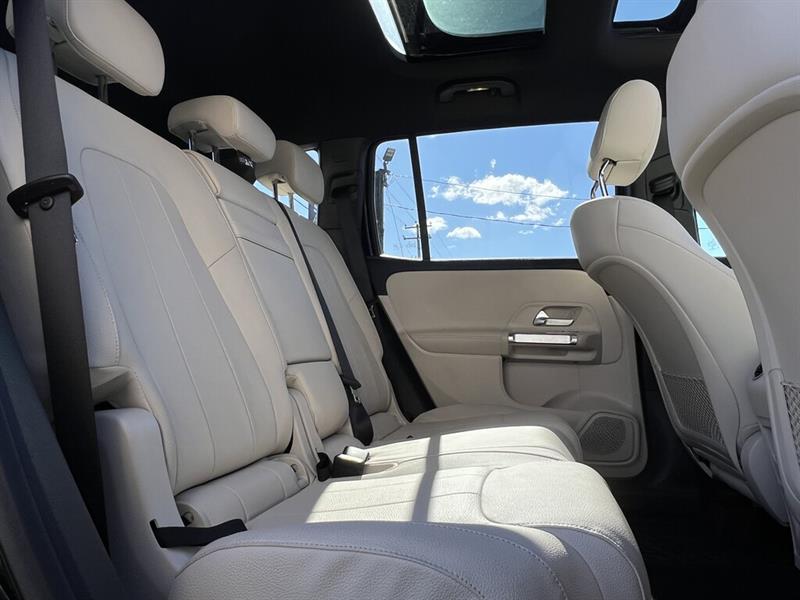 mercedes-benz GLB 2022 - 19