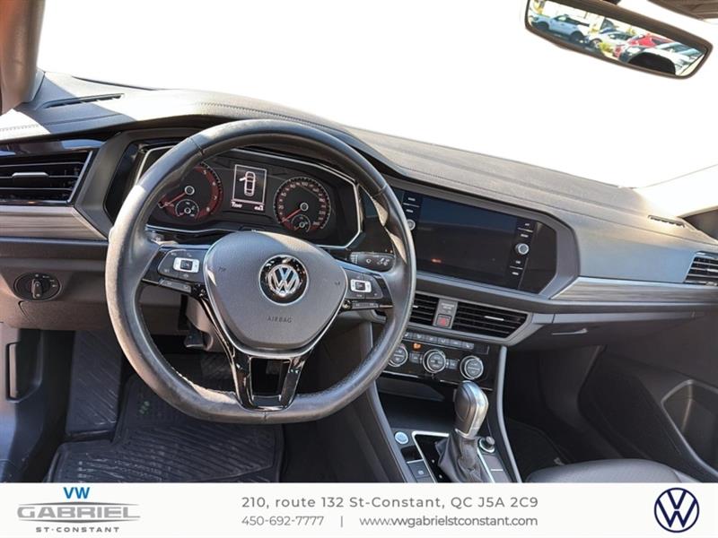 volkswagen Jetta 2019 - 10