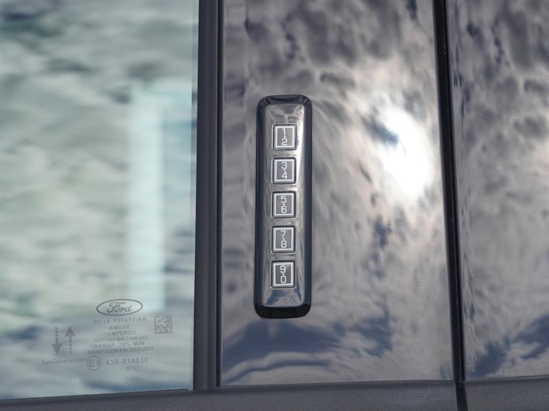 ford F-350 2024 - 44