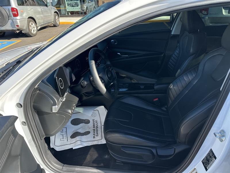 hyundai Elantra hybride 2023 - 10