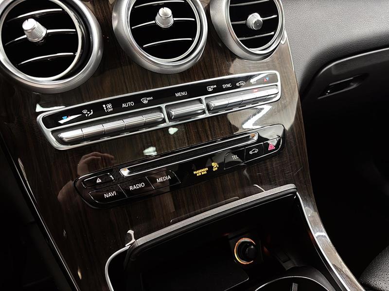 mercedes-benz GLC 2017 - 16