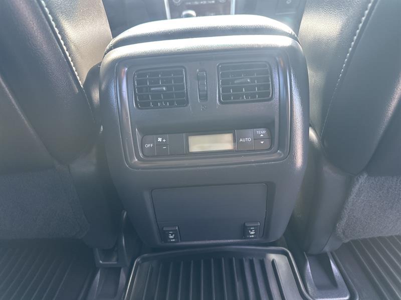 nissan Pathfinder 2014 - 23