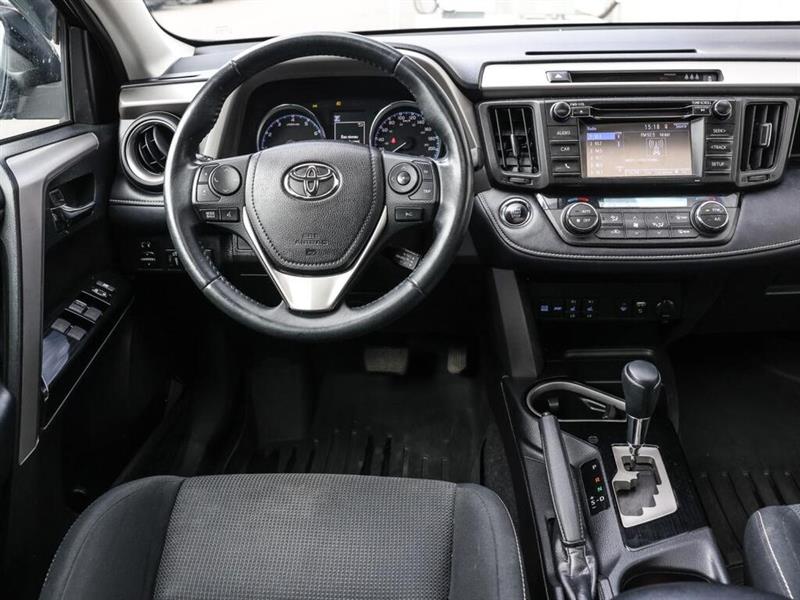 toyota RAV4 2018 - 10