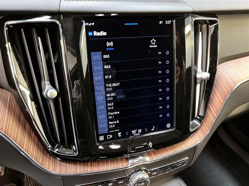 volvo XC60 2023 - 18