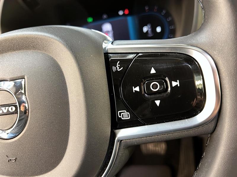 volvo XC60 2023 - 22