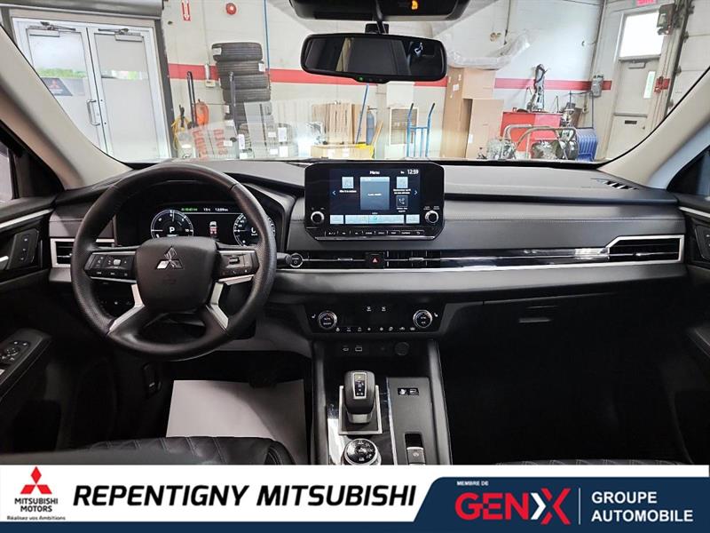 mitsubishi Outlander 2024 - 14