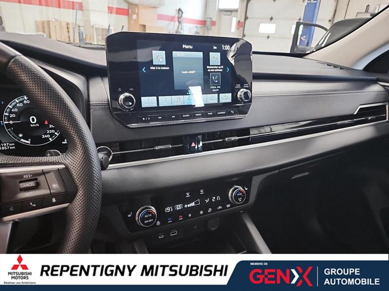 mitsubishi Outlander 2024 - 21