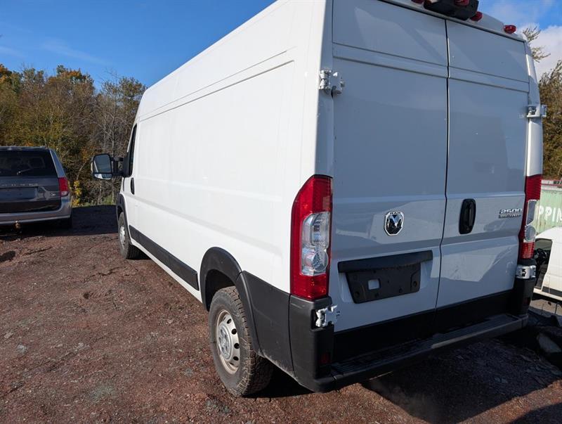 ram Promaster 2500 2023 - 9