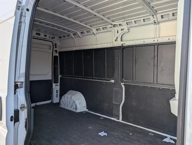 ram Promaster 2500 2023 - 16