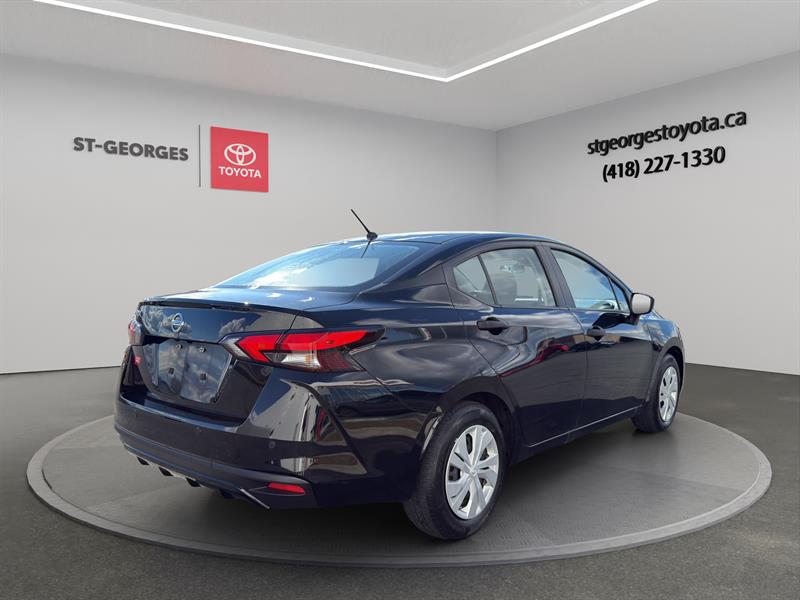 nissan Versa 2022 - 5