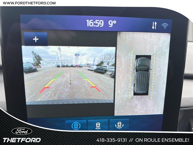 ford Explorer 2022 - 25