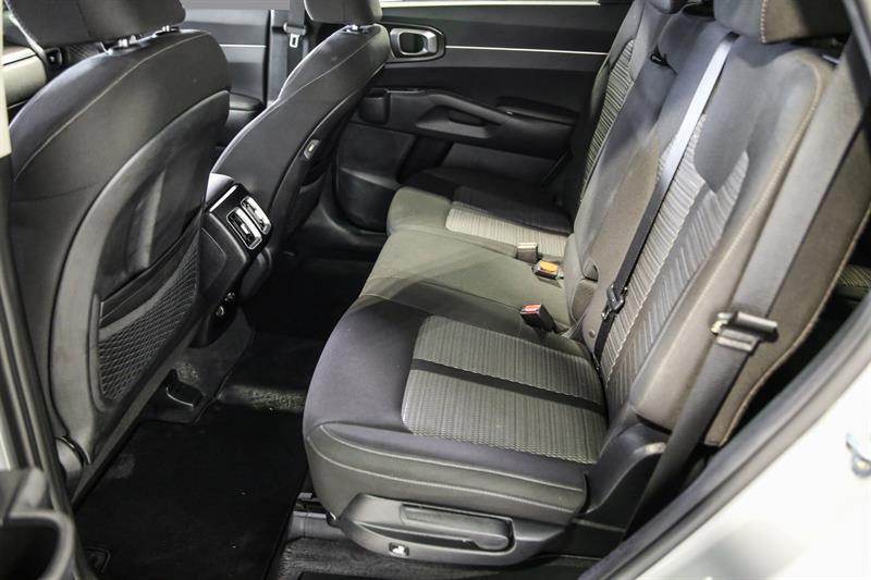 kia Sorento 2023 - 27