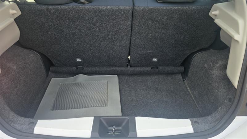 nissan Micra 2019 - 5