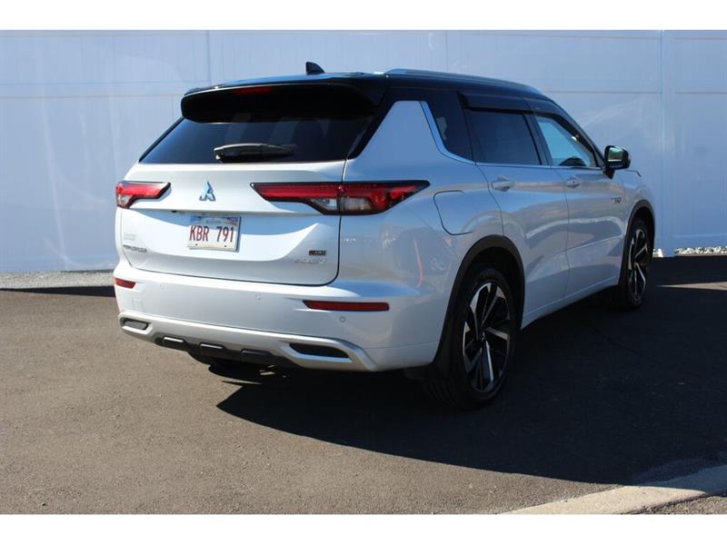 mitsubishi Outlander rechargeable 2023 - 7