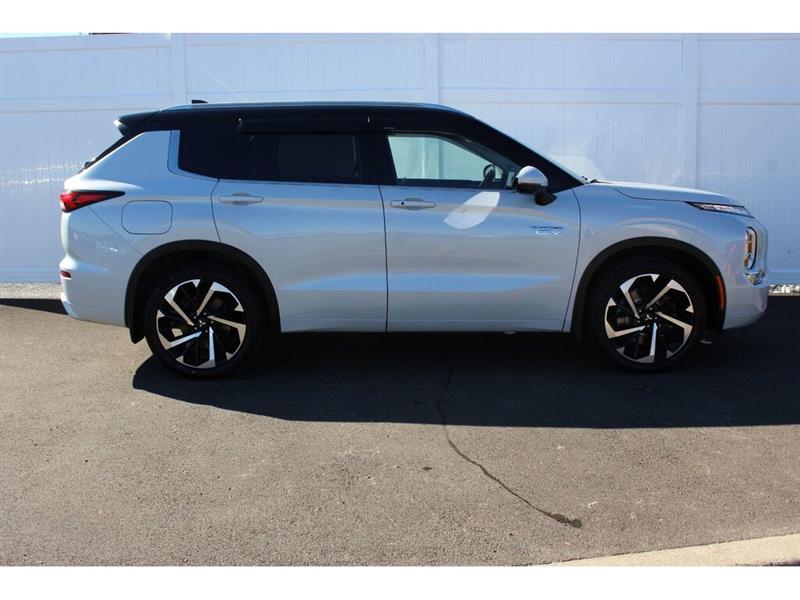 mitsubishi Outlander rechargeable 2023 - 8