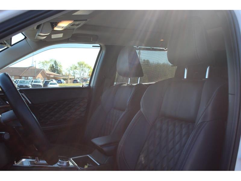 mitsubishi Outlander rechargeable 2023 - 10