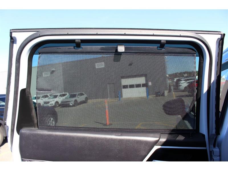 mitsubishi Outlander rechargeable 2023 - 44