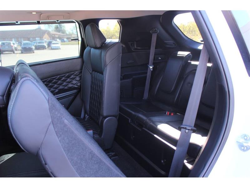 mitsubishi Outlander rechargeable 2023 - 46