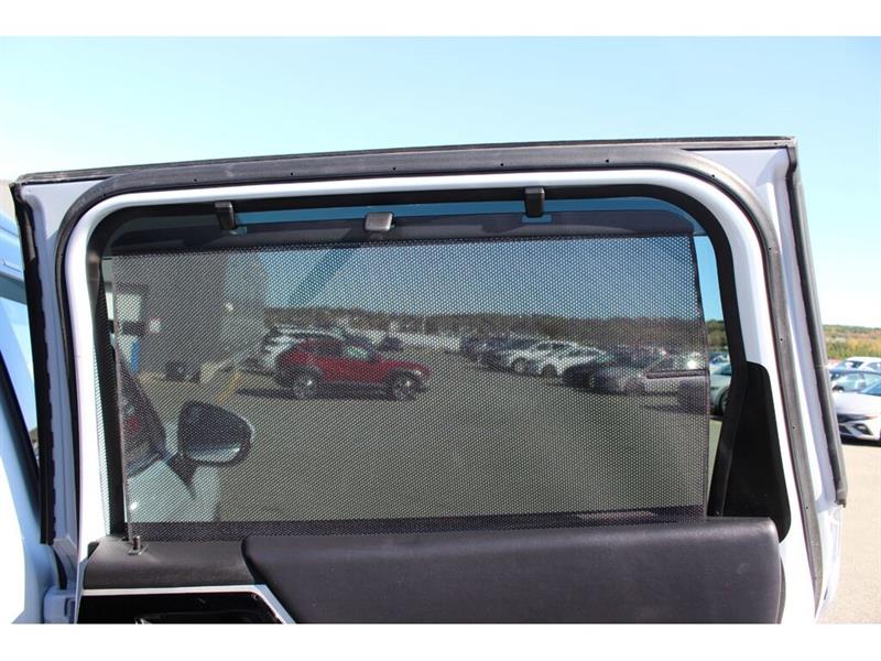 mitsubishi Outlander rechargeable 2023 - 54