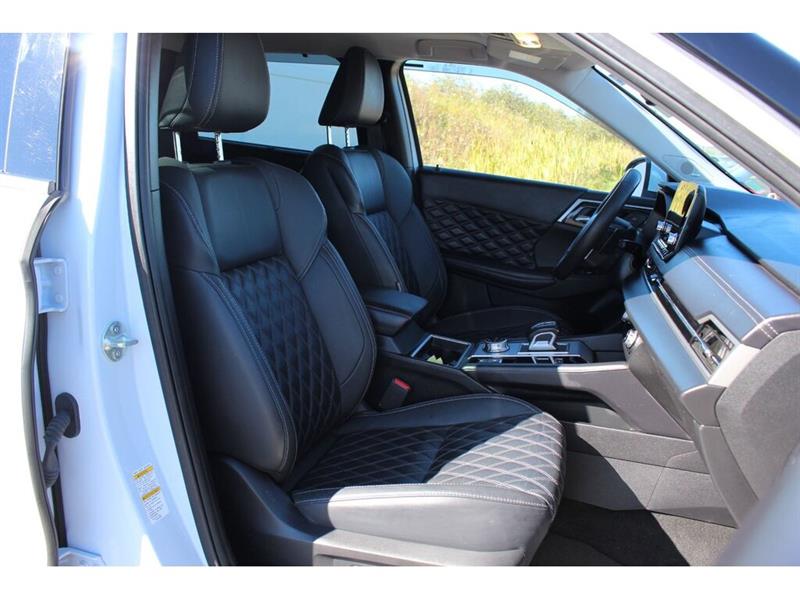 mitsubishi Outlander rechargeable 2023 - 57